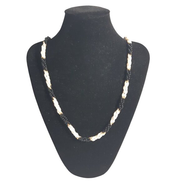 Twisted Rope Style Beaded Necklace Black White Fashion Jewelry - Picture 1 of 4